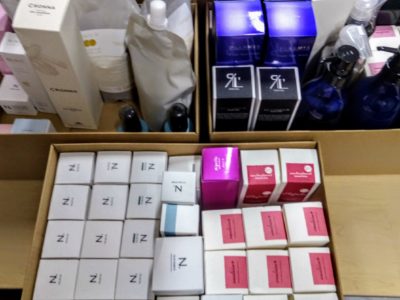 大阪府のお客様よりエヌドット、ミルボン、ホーユー、他の商品をお売りいただきました。